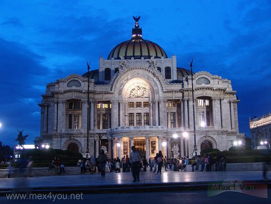 http://mex4you.net/wallpapers//albums/userpics/normal_bellasartesdenoche.jpg