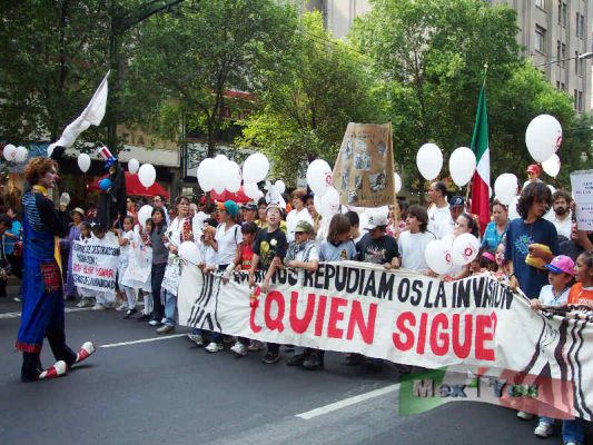  "March for the Peace", "Marcha por la Paz"
 [b]"March for the Peace"[/b]
 [b]"Marcha por la Paz"[/b]
