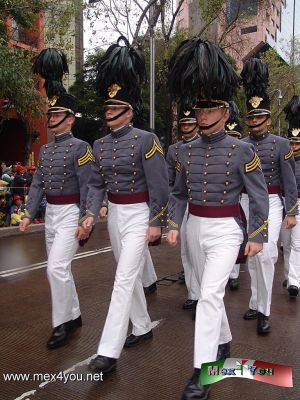 Desfile Militar del 16 de Septiembre (07-22)
Keywords: desfile militar 16 septiembre armada mexico fiestas patrias independencia ciudad mexico centro historico