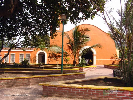 Iglesia de Jalcomulco / Jalcomulco Church Veracruz
Keywords: Jalcomulco Veracruz