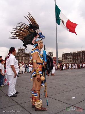 FundaciÃ³n de TenochtitlÃ¡n / Tenochtitlan Foundation  2007  ( 01-08)
El Jueves 26 de Julio se recordÃ³ en el ZÃ³calo de la Ciudad de MÃ©xico la FundaciÃ³n de la Gran TenochtitlÃ¡n por parte de varios grupos pertenecientes al Zemanawak  Tlamachtiloyan( Centro de Cultura Preamericana).

Keywords: FundaciÃ³n Tenochtitlan foundation aztecas aztecs zocalo concheros ciudad mexico city