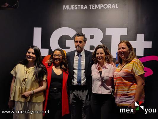 Exposición LGBT + Colores: el matiz de la Inclusión
Resalta los avances históricos del movimiento LGBT + en México, como la primera Marcha del Orgullo en 1979 y la aprobación del matrimonio igualitario en 2009 .


Text and Photo by: Yanín Ramírez
Keywords: museo memoria tolerancua lgbt