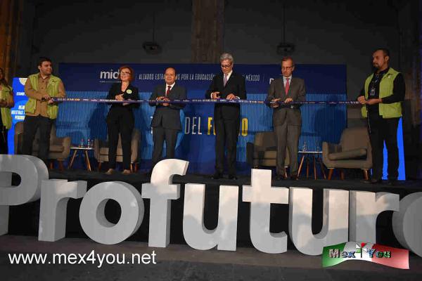 El MIDE y PROFOTURO inauguran nueva sala "Tu Yo del Futuro" (01-05)
El día 30 de abril "Día del Niño" se tomo como fecha para la inauguración de la nueva sala del Museo Interactivo de Economía , MIDE quien en alianza con PROFUTURO la cual se busca una alianza estratégica a largo plazo que busca evolucionar la educación financiera, especialmente en los niños y jóvenes. 


Text & Photos by: Antonio Pacheco
Keywords: museo interactivo economia MIDE profuturo inauguracion nueva sala futuro pensiones