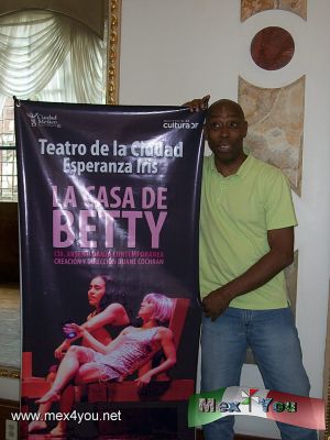 La Casa de Betty (01-02)
Keywords: casa betty teatro ciudad esperanza iris 
