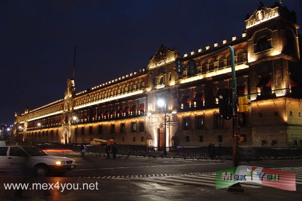 Vista Nocturna de Palacio Nacional (01-03)
Keywords: palacio nacional national palace ciudad mexico city bicentenario bicentennial centenario centennial